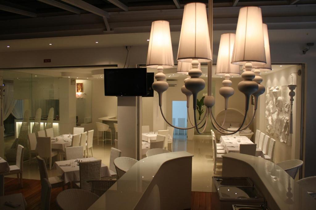 Hotel Santi White Phuket Zewnętrze zdjęcie