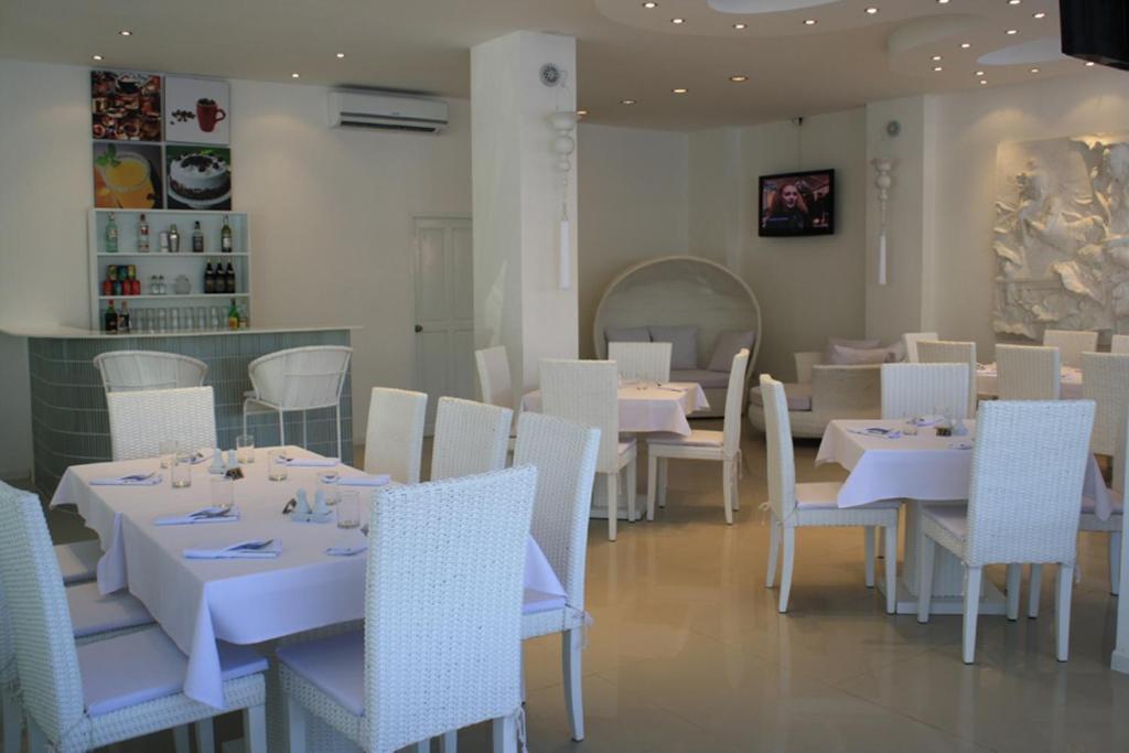 Hotel Santi White Phuket Zewnętrze zdjęcie